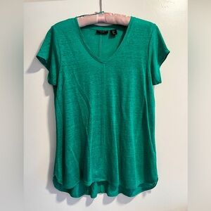 Tahari 100% linen V-neck short sleeve top Kelly green size M